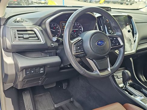 Used 2023 Subaru Ascent Touring AWD/4WD image 18