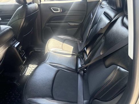 Used 2022 Jeep Compass Trailhawk AWD/4WD image 19