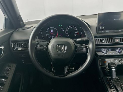 Used 2022 Honda Civic Sport image 17