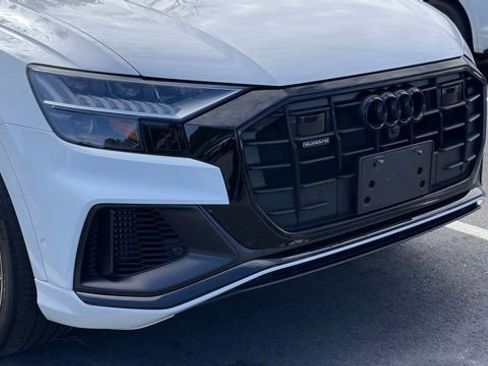 Used 2023 Audi Q8 Premium Plus w/ Premium Plus Package AWD/4WD image 2