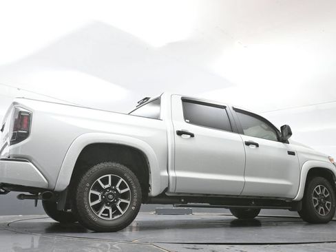 Used 2021 Toyota Tundra Platinum AWD/4WD image 23