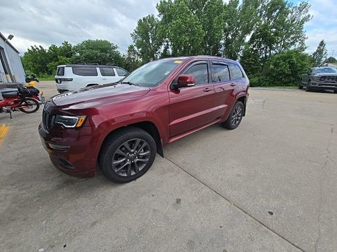 Used 2019 Jeep Grand Cherokee High Altitude AWD/4WD image 2