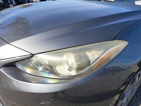 Used 2014 MAZDA MAZDA3 i Sport image 8