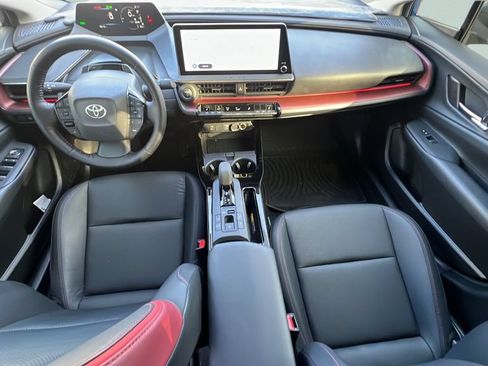 Certified 2023 Toyota Prius Prime FWD image 10