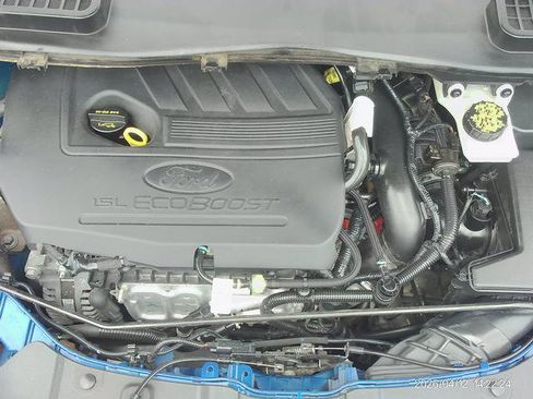 Used 2018 Ford Escape SE w/ SE Sport Appearance Package AWD/4WD image 9
