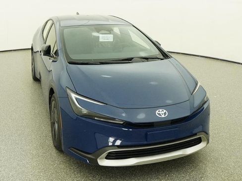 New 2026 Toyota Prius Plug-In Hybrid image 6