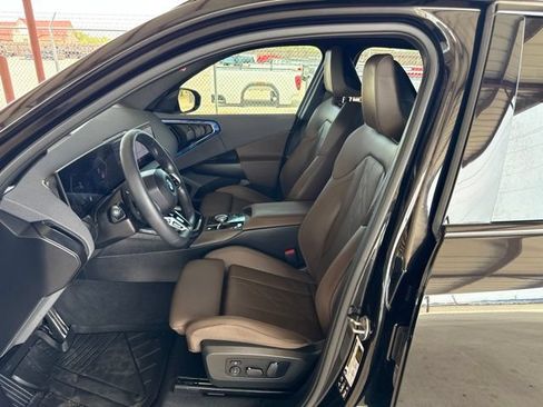 Used 2025 BMW X3 xDrive30i w/ M Sport Package AWD/4WD image 13