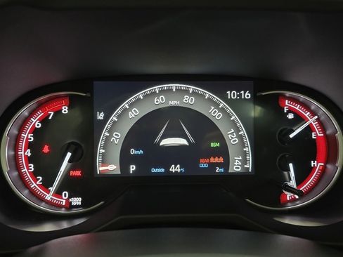 New 2025 Toyota RAV4 XLE image 28