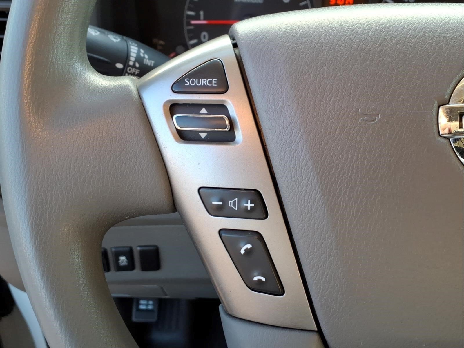 Used 2018 Nissan NV 2500 SV w/ Navigation Package RWD image 12