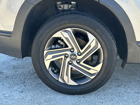 Used 2023 Hyundai Santa Fe SEL image 17