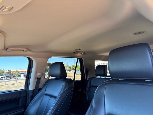 Used 2023 Ford Expedition XLT RWD image 9