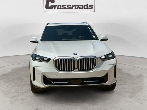 Used 2024 BMW X5 xDrive40i w/ Premium Package AWD/4WD image 8