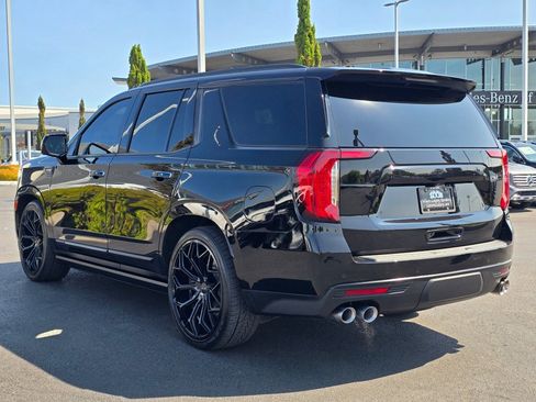 Used 2024 GMC Yukon Denali w/ Denali Reserve Package AWD/4WD image 6
