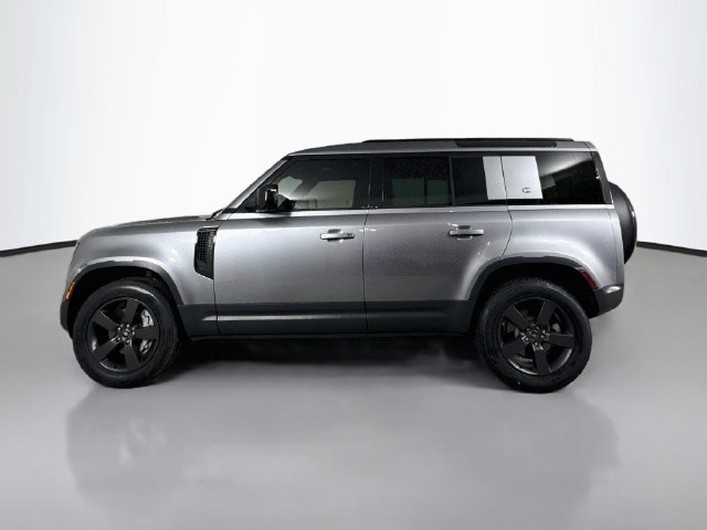 Certified 2024 Land Rover Defender 110 S AWD/4WD image 8
