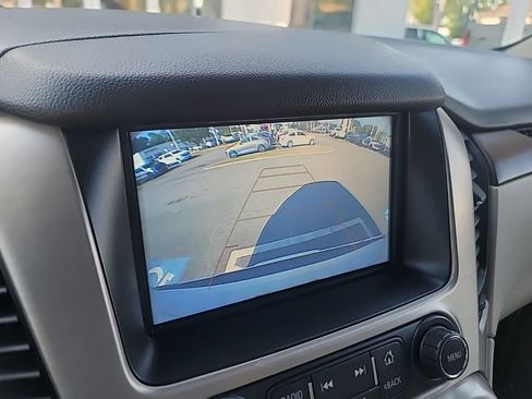 Used 2020 GMC Yukon XL Denali w/ Denali Premium Package image 21