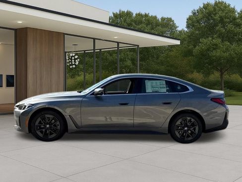 New 2026 BMW i4 eDrive40 w/ Premium Package RWD image 12