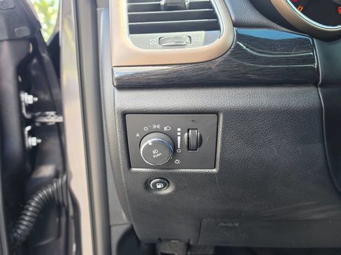 Used 2016 Jeep Grand Cherokee Laredo 75th Anniversary AWD/4WD image 14