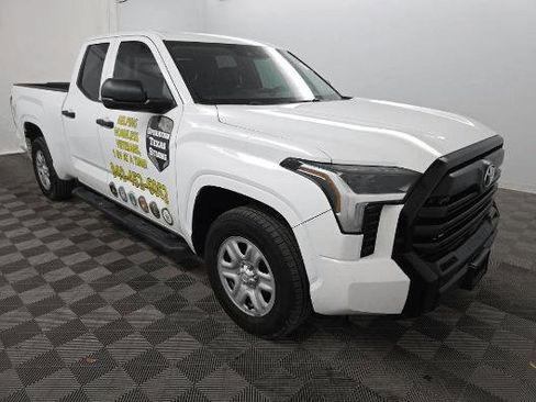 Used 2022 Toyota Tundra SR w/ SR Tow Package image 19