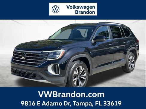 New 2026 Volkswagen Atlas SE FWD image 1