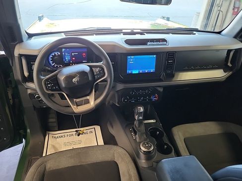 Used 2023 Ford Bronco 4-Door AWD/4WD image 13