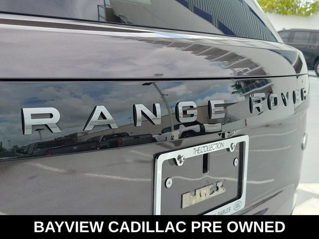 Used 2023 Land Rover Range Rover Long Wheelbase First Edition AWD/4WD image 11