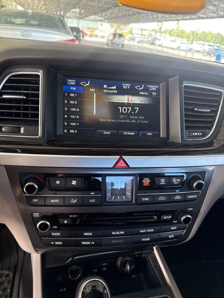 Used 2015 Hyundai Genesis 3.8 RWD image 10