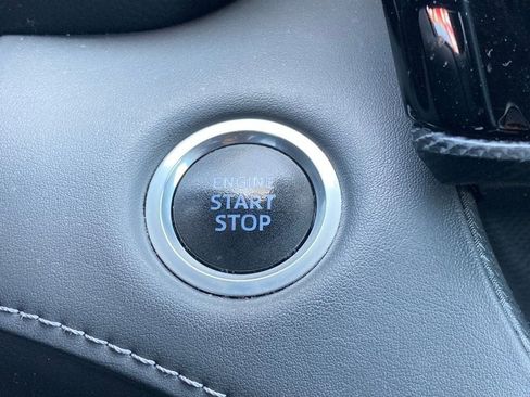 Used 2021 Toyota Highlander XSE image 16