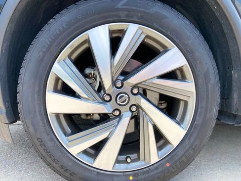 Used 2019 Nissan Murano SL FWD image 9