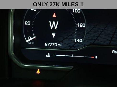 Used 2024 GMC Sierra 3500 Denali Ultimate AWD/4WD image 5