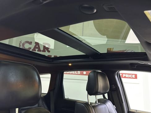 Used 2018 Jeep Grand Cherokee Overland w/ Trailer Tow Group IV RWD image 19