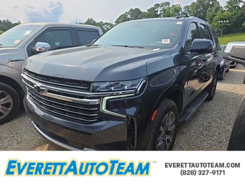 Used 2022 Chevrolet Tahoe LT w/ Luxury Package AWD/4WD image 1