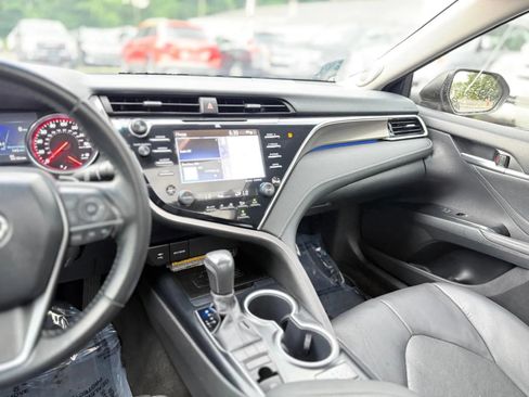 Used 2018 Toyota Camry XSE w/ Driver Assist Package FWD image 19