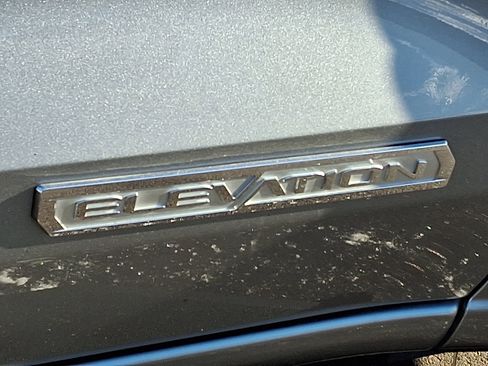 Used 2023 GMC Canyon Elevation w/ Elevation Premium Package image 32