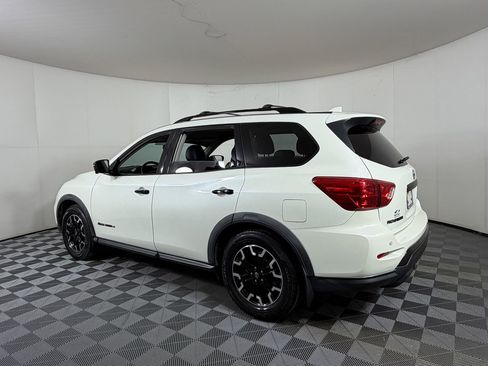 Used 2020 Nissan Pathfinder SL w/ Rock Creek Edition FWD image 3