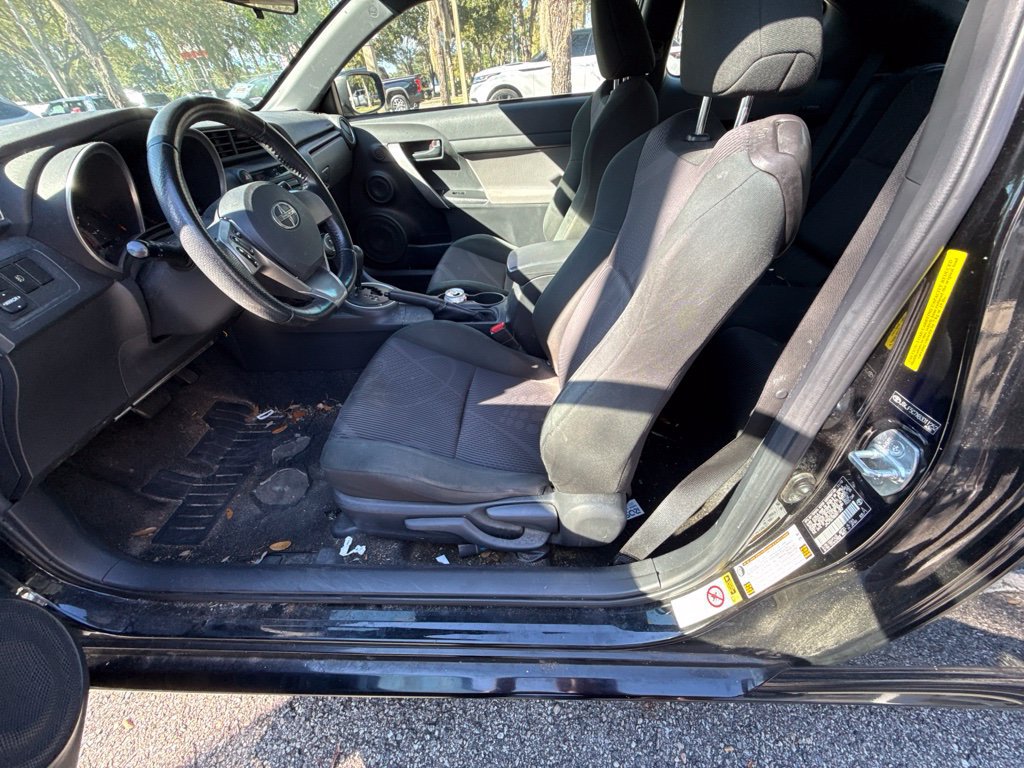 Used 2011 Scion tC FWD image 5