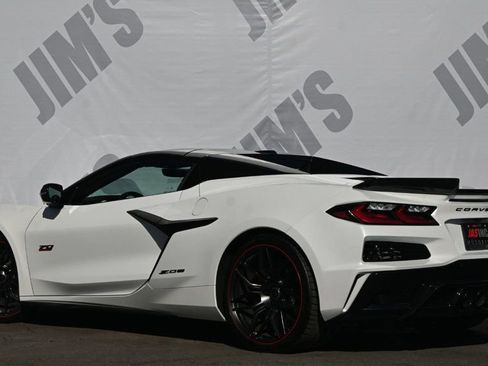 Used 2023 Chevrolet Corvette Z06 image 7