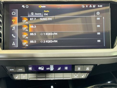 Used 2025 Audi Q4 e-tron Premium w/ Convenience Package image 14