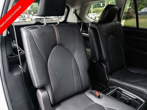 Certified 2024 Toyota Grand Highlander AWD image 30