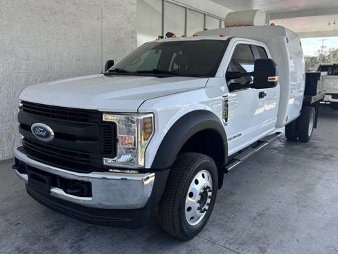 Used 2019 Ford F450 XL w/ XL Value Package image 4