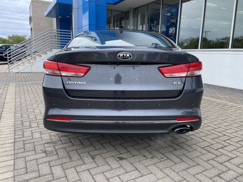 Used 2018 Kia Optima EX w/ Premium Package FWD image 4