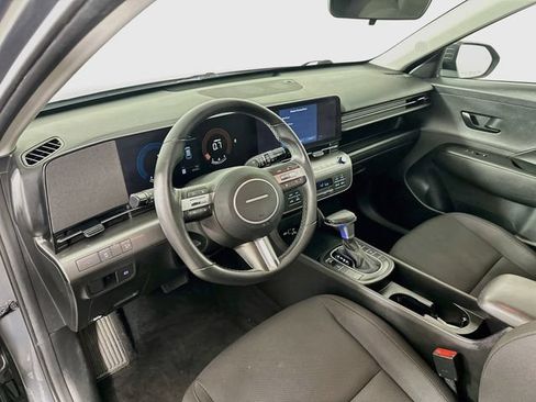 Used 2024 Hyundai Kona SEL AWD/4WD image 18