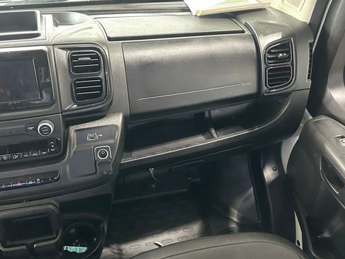 Used 2023 RAM ProMaster 2500 image 11