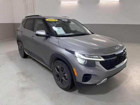 Used 2024 Kia Seltos S FWD image 3