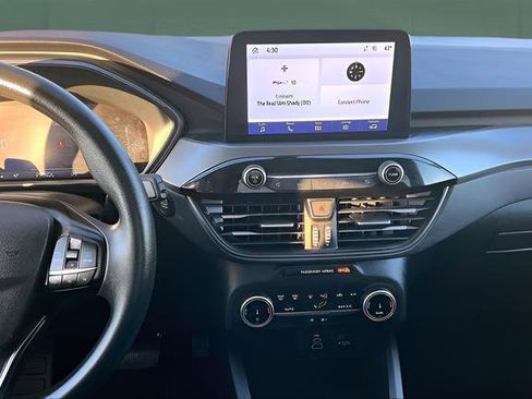 Used 2025 Ford Escape Active image 17