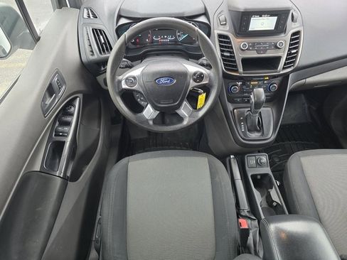 Used 2019 Ford Transit Connect XL image 4