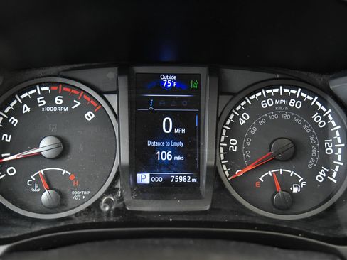 Used 2021 Toyota Tacoma SR RWD image 25