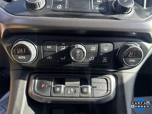 Used 2023 GMC Acadia AT4 w/ Technology Package image 20