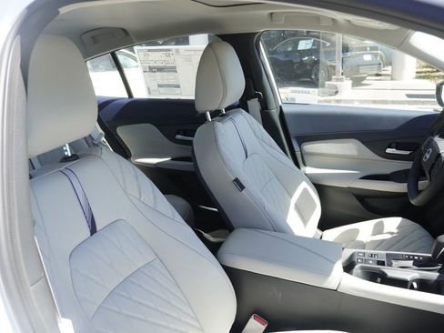 New 2026 Nissan Sentra SL FWD image 17