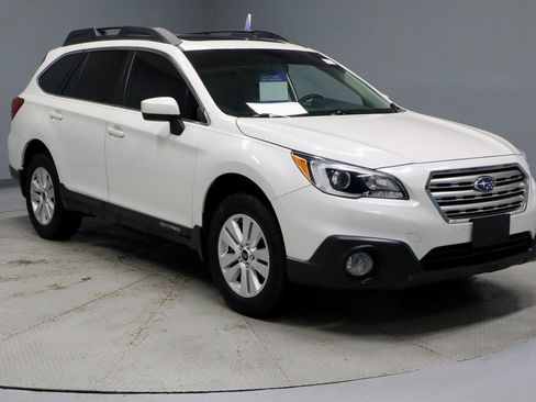 Used 2017 Subaru Outback 2.5i Premium image 1
