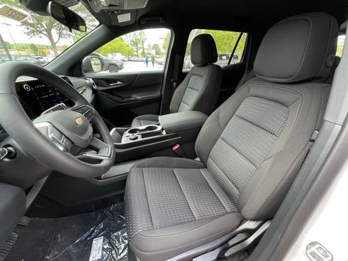 New 2026 Chevrolet Equinox LT FWD image 23